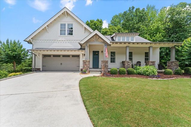 806 Waterthrush Lane Chattanooga, TN House Active - Photo 1 of 51. Opens carousel modal