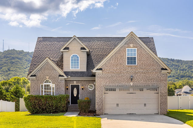 8571 Lexie Lane Ooltewah, TN House Active - Photo 1 of 31. Opens carousel modal