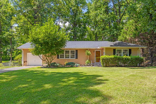 6117 Pythian Road Harrison, TN House Active - Photo 1 of 27. Opens carousel modal