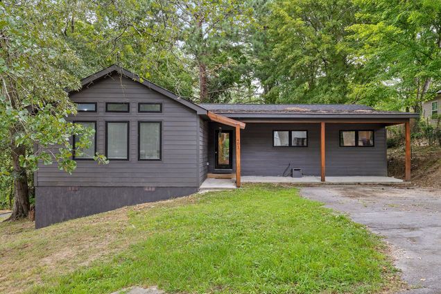 401 Booth Road Chattanooga, TN House Active - Photo 1 of 32. Opens carousel modal
