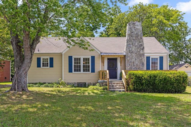503 Sharondale Road Chattanooga, TN House Active - Photo 1 of 24. Opens carousel modal