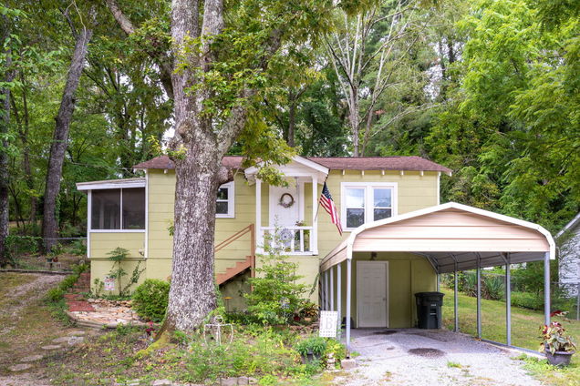 622 Lupton Drive Chattanooga, TN House Active - Photo 1 of 22. Opens carousel modal