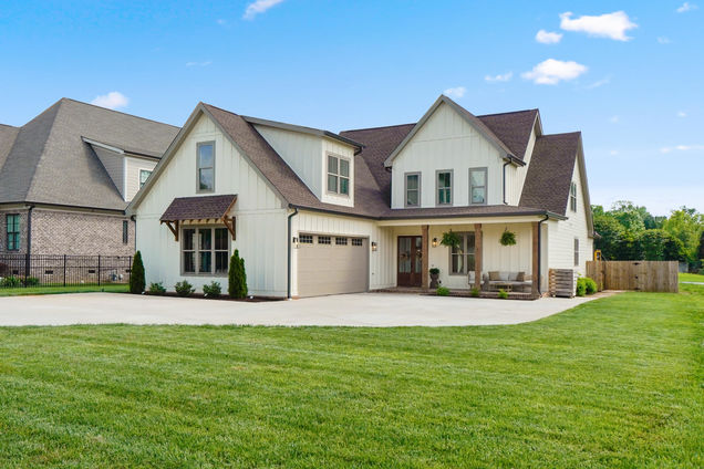 6822 Bacon Lane Lane Chattanooga, TN House Active - Photo 1 of 21. Opens carousel modal