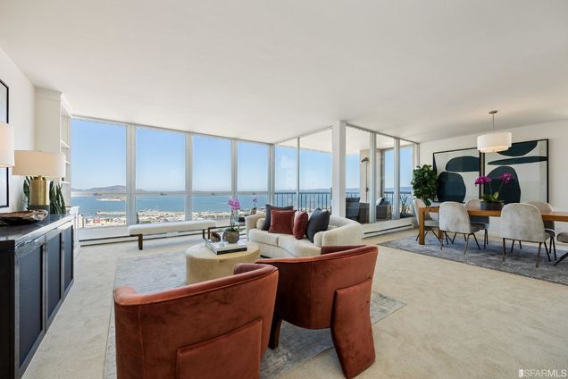 1070 Green Street Unit 601 San Francisco, CA Condo Sold - Photo 1 of 26. Opens carousel modal