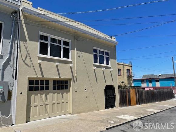 420 Woolsey Street