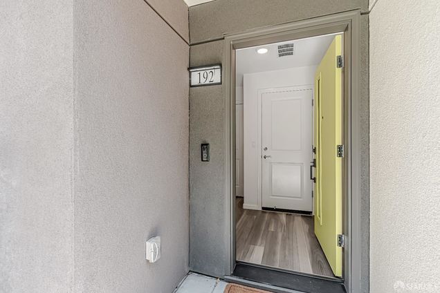 192 Waters Park Circle Unit 2