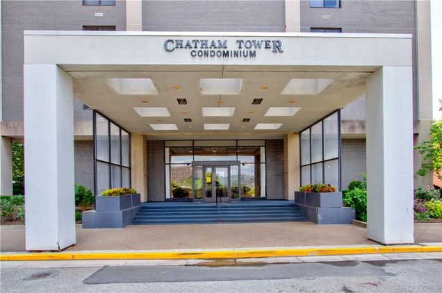 112 Washington Place Unit 7L Pittsburgh, PA Condo Sold - Photo 1 of 16. Opens carousel modal
