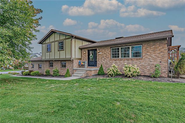 121 Delaware Trl Conemaugh Twp - SOM, PA House Sold - Photo 1 of 25. Opens carousel modal