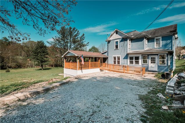 125 Main St S Mahoning/Plumville, PA House Sold - Photo 1 of 25. Opens carousel modal