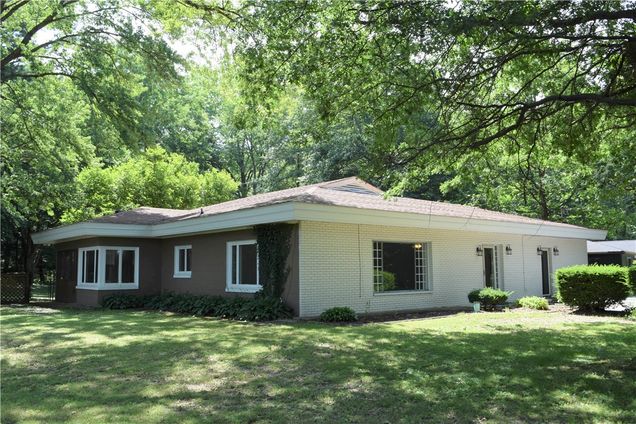 575 Maple Drive Hermitage, PA House Sold - Photo 1 of 25. Opens carousel modal