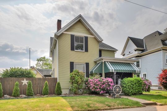 331 329 5th Avenue New Kensington, PA House Sold - Photo 1 of 32. Opens carousel modal
