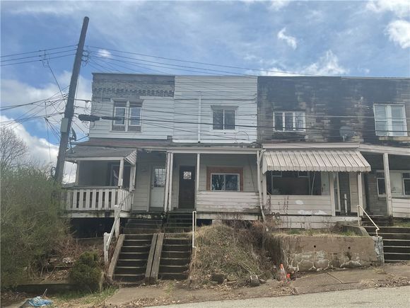 338 W 11th Ave