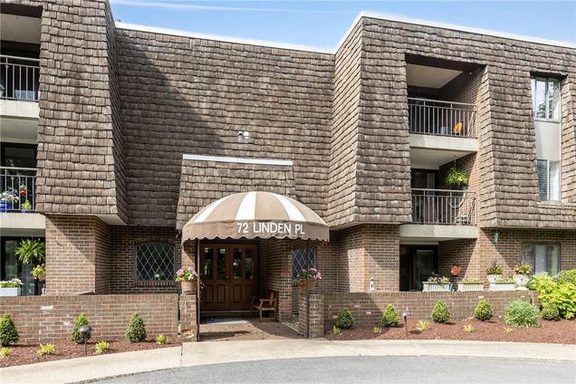 72 Linden Place Unit 21 Sewickley, PA House Sold - Photo 1 of 30. Opens carousel modal