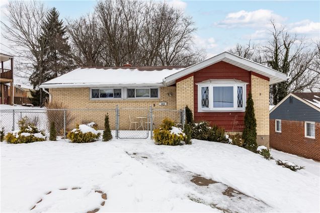303 Kingston Dr