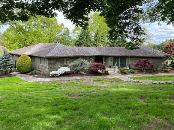 2172 Hycroft Drive