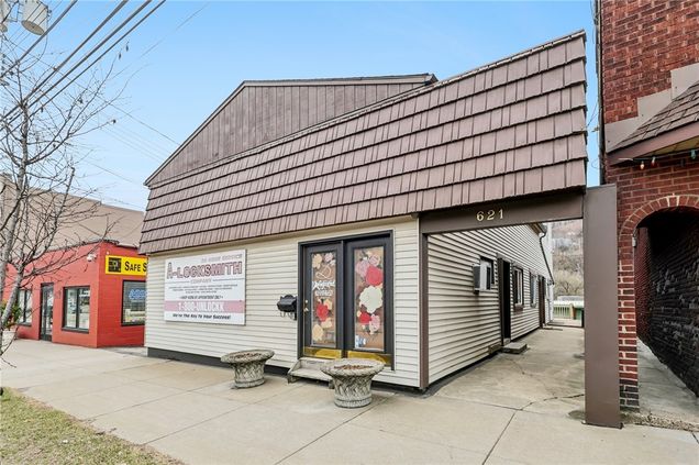 621 Butler St Etna, PA Multifamily Active - Photo 1 of 17. Opens carousel modal