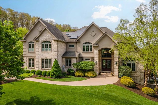 2207 Grandeur Dr Hampton, PA House Contingent - Photo 1 of 50. Opens carousel modal