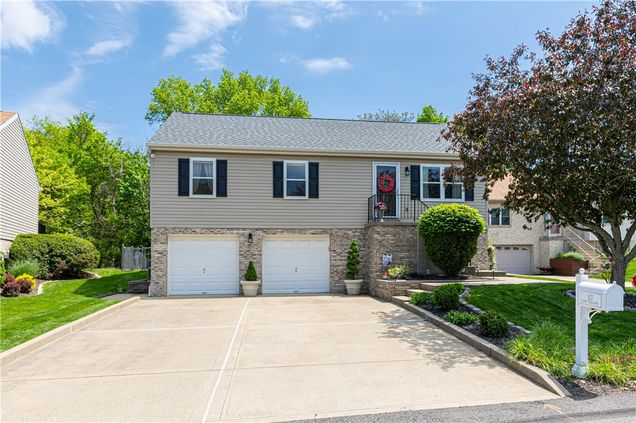 113 Seavey Highlands Shaler, PA House Sold - Photo 1 of 31. Opens carousel modal