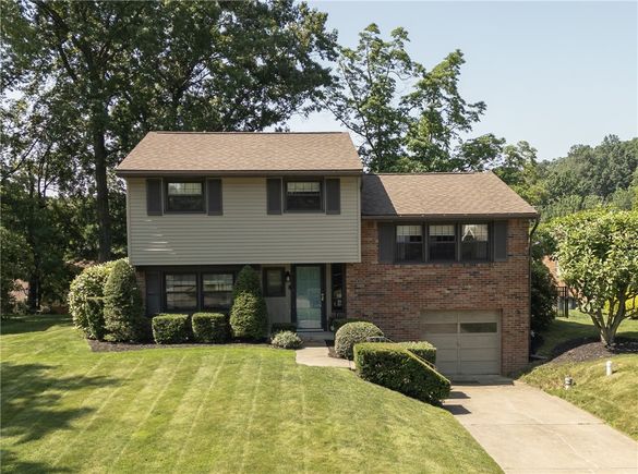 202 Lytton Road