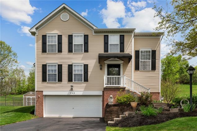 348 Treetop Dr