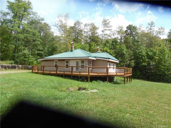 1276 Glades Pike