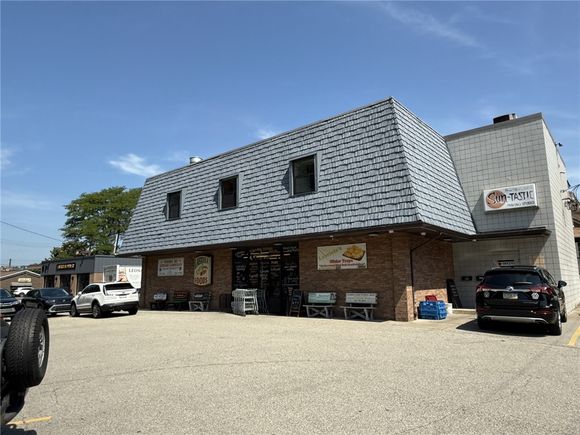 605 Freeport Road Aspinwall, PA House Active - Photo 1 of 10. Opens carousel modal