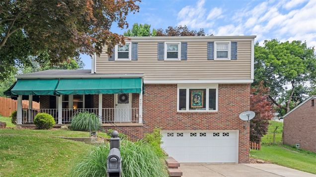 77 Ridgecrest Dr