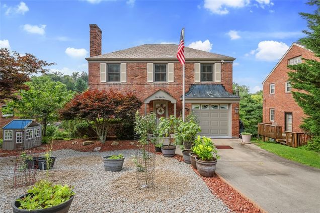 155 Delano Dr