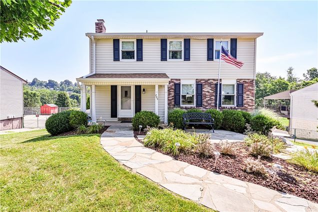 209 Farmbrook Drive