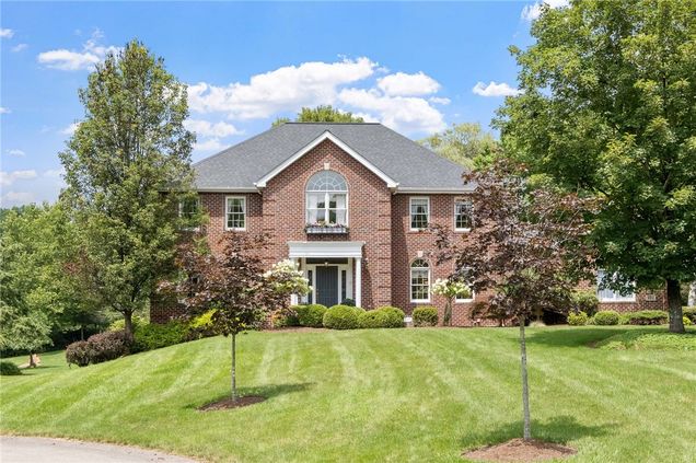 414 Lenox Ct
