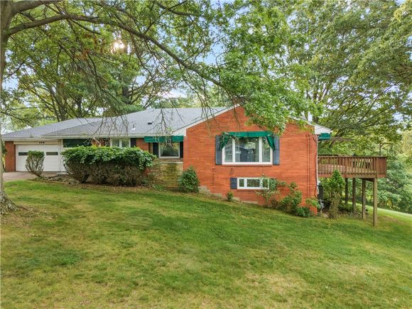 150 Lakeview Drive