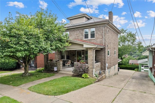 250 Dell Ave