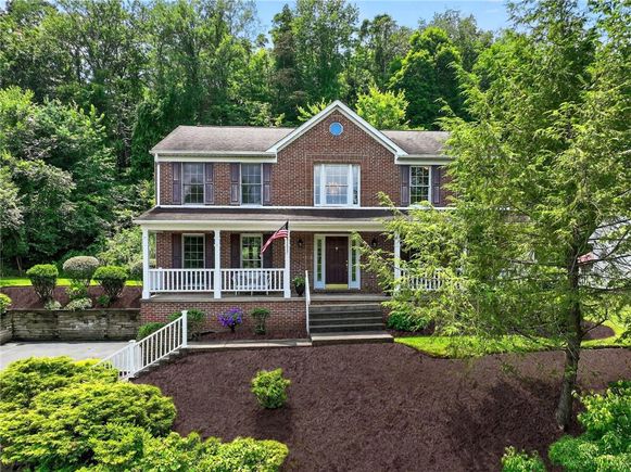 113 Castlebrooke Dr