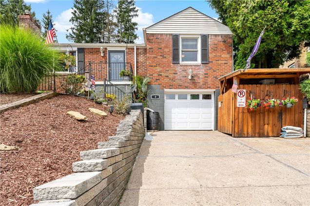 3 Cypress Dr