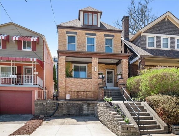 956 Greenfield Avenue
