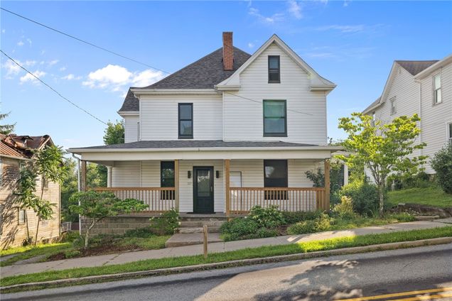 227 Wayne St Claysville, PA House Active - Photo 1 of 39. Opens carousel modal