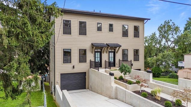 219 Seward St