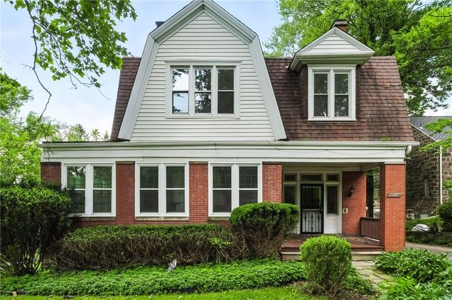 2027 William Penn Hwy Wilkinsburg, PA House Active - Photo 1 of 40. Opens carousel modal