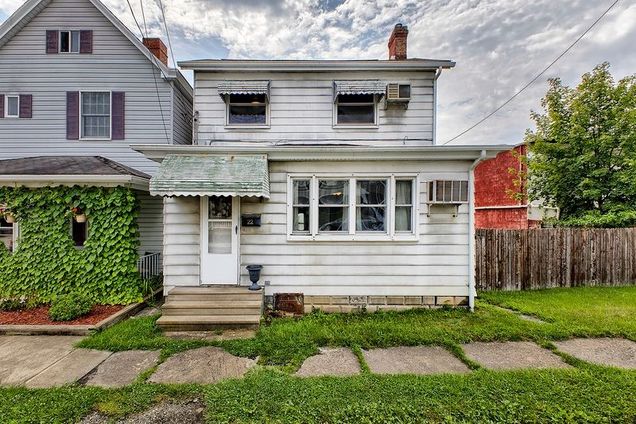 22 N Grant St