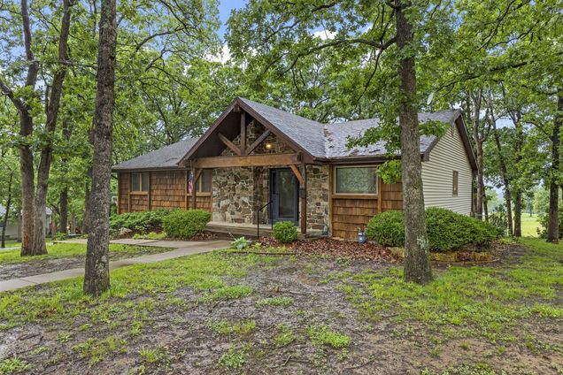 1004 White Oak