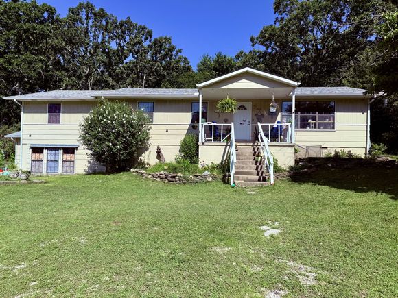 18946 Noland Lane
