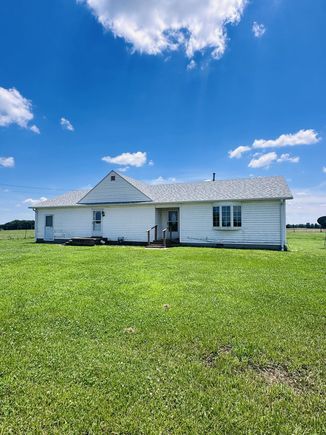 2750 E Highway 97 El Dorado Springs, MO House Active - Photo 1 of 61. Opens carousel modal
