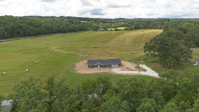 000 Farm Rd 2020