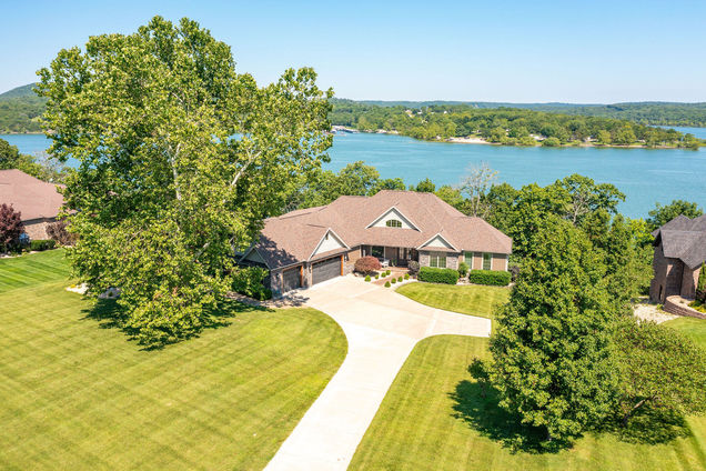 1046 Clearspring Road