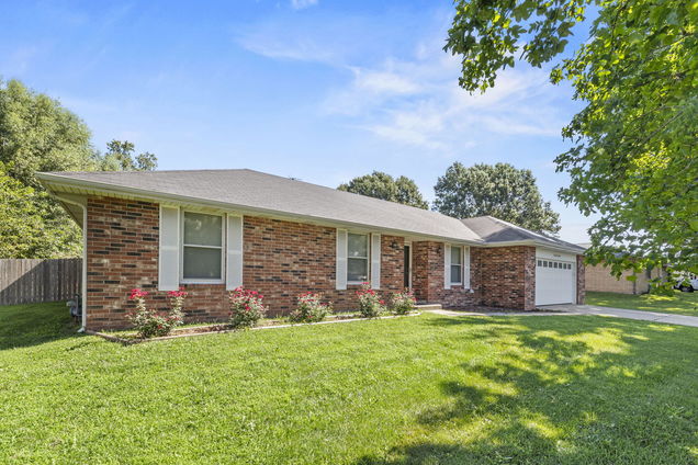 6839 W Dogwood Street