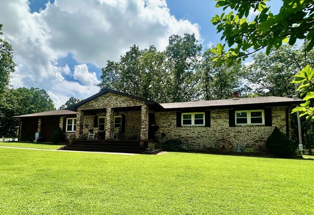 16924 Highway B Houston, MO House Active - Photo 1 of 52. Opens carousel modal