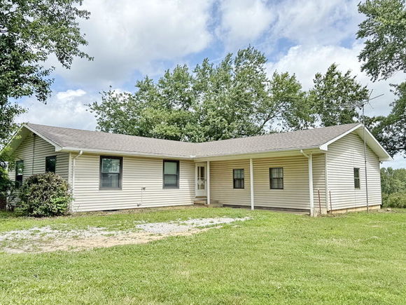 3225 E 1074 Road