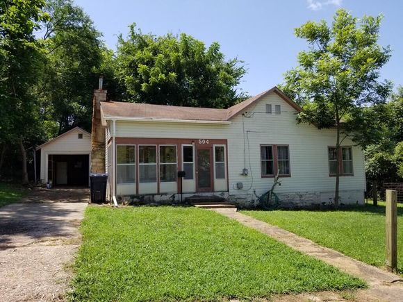 504 W Leyda Street West Plains, MO House Active - Photo 1 of 17. Opens carousel modal