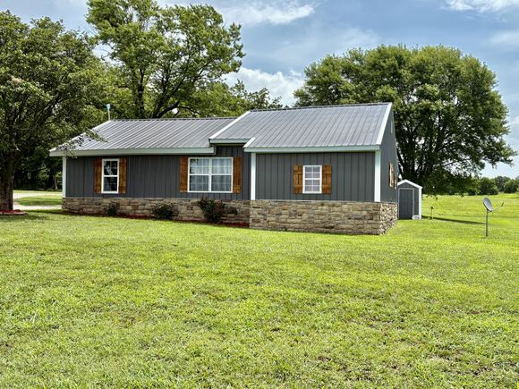 9588 County Rd 10