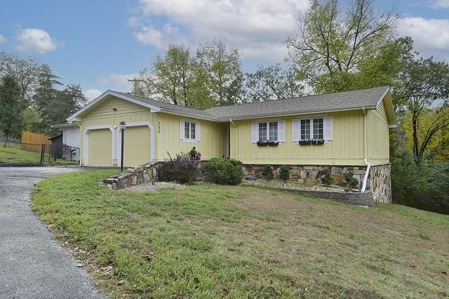 Briansn 598 Lake Shore Dr, Branson, MO 65616 | MLS# 60337228